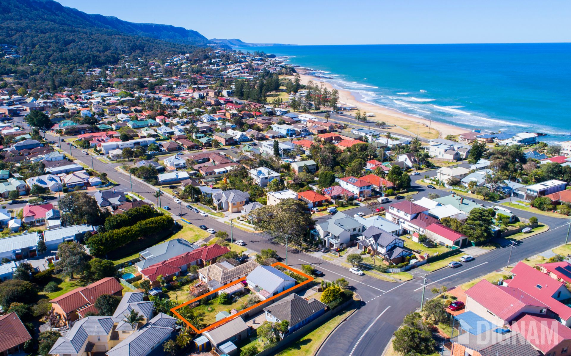Sold property 1650000 for 48 McCauley Street Thirroul , NSW 2515