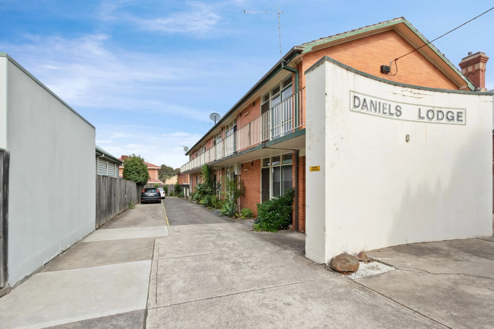 Real Estate For Lease 4/8 Flinders Street Thornbury , VIC