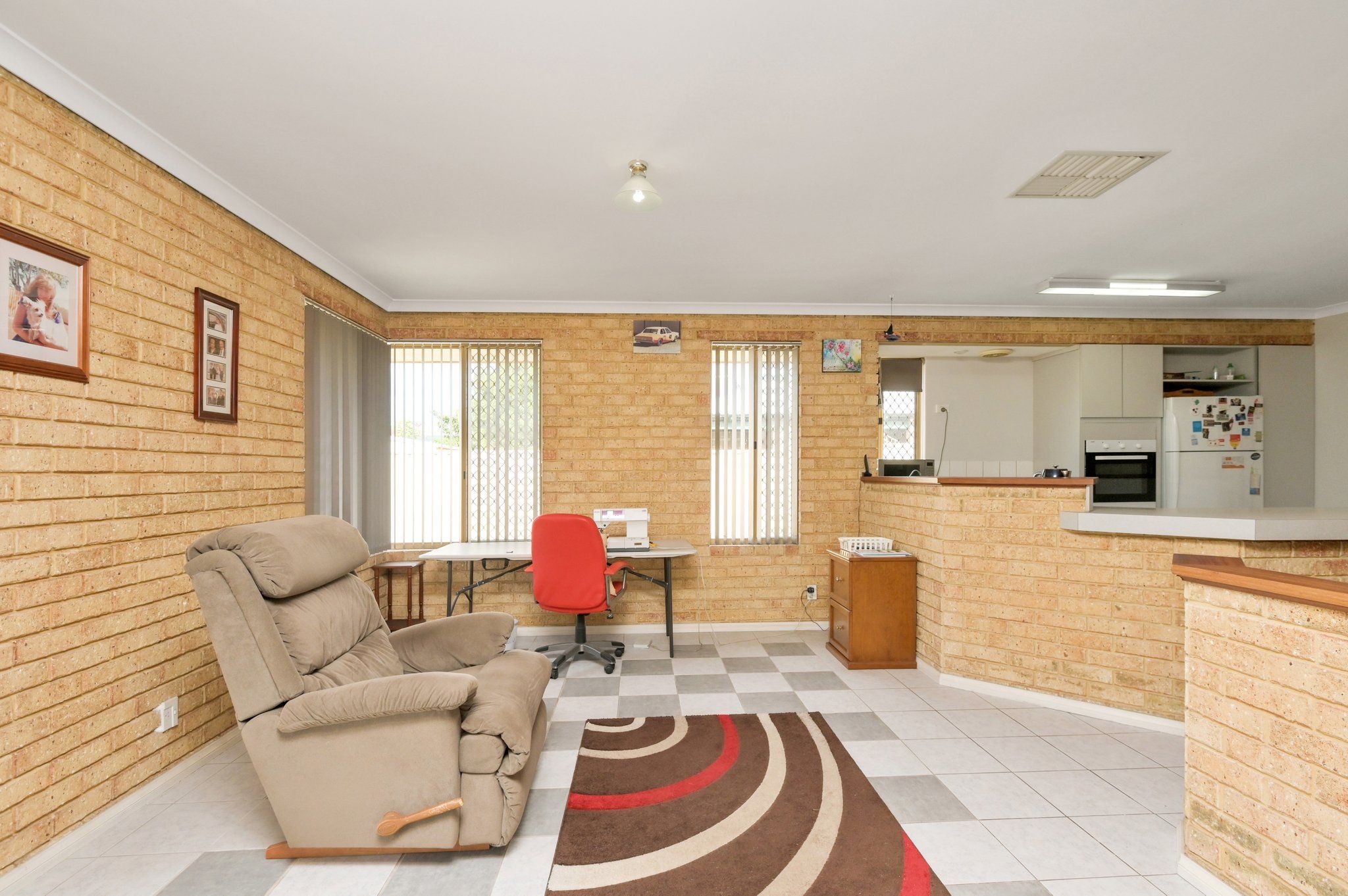 Real Estate For Sale 18 Kingsdown Road Maddington , WA