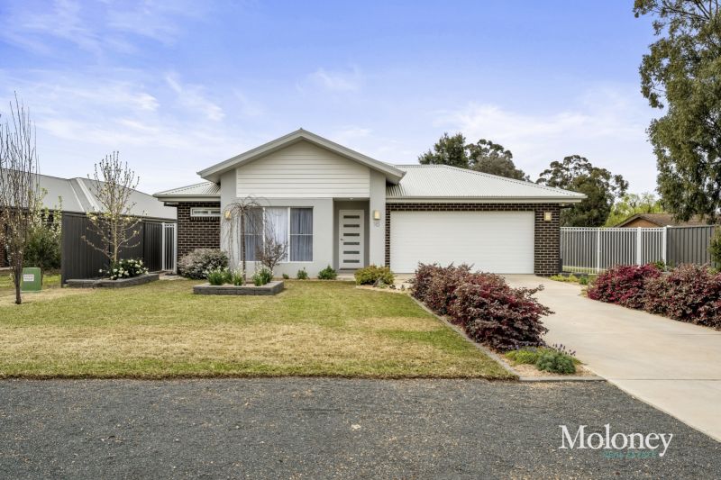 Real Estate For Sale 16 Nixon Street Corowa , NSW