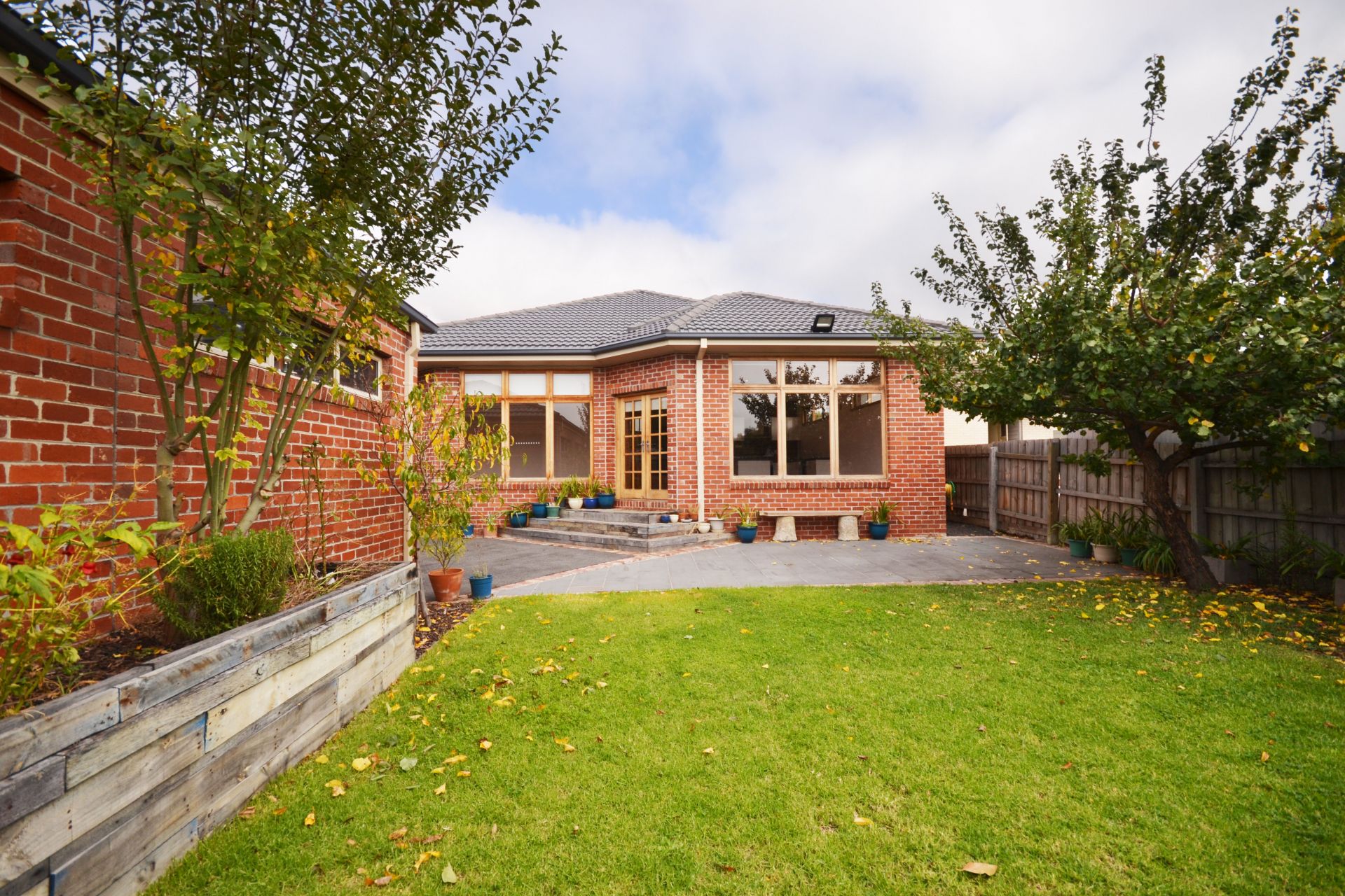 Real Estate For Lease 6 Charlton Crescent Reservoir , VIC