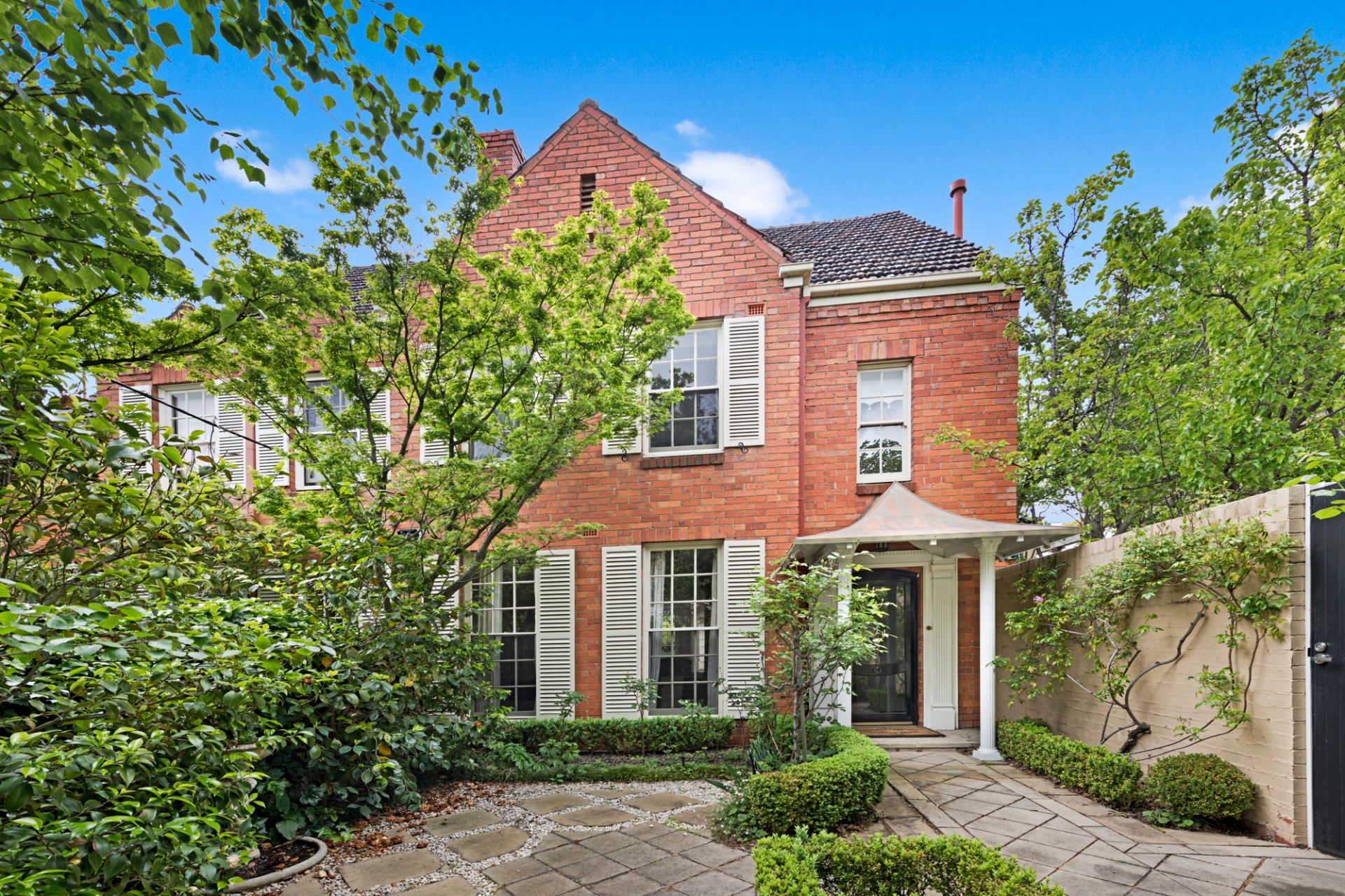 Kay & Burton 32 St Road, Toorak