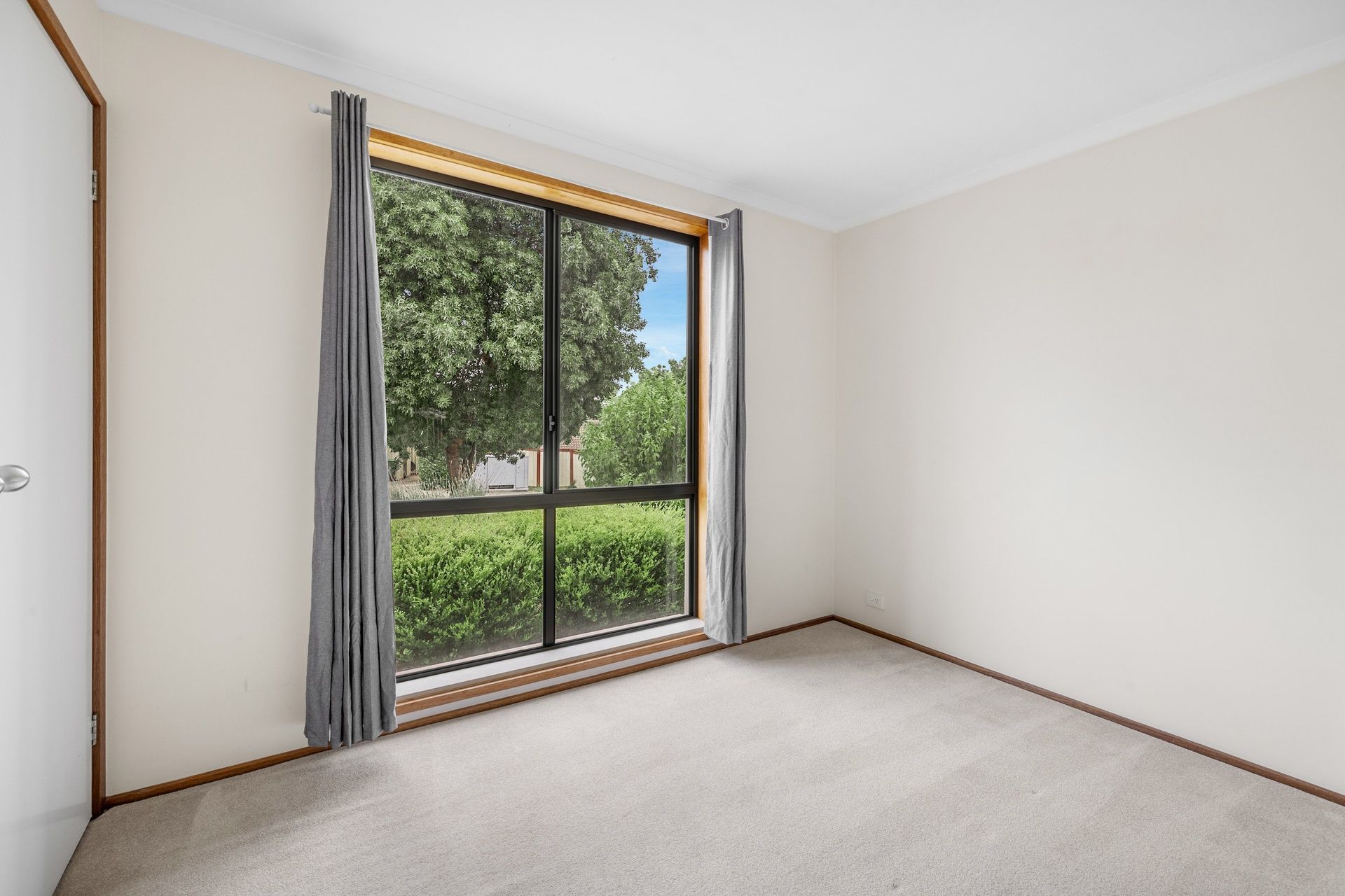 Real Estate For Lease 18A Sentry Crescent Palmerston , ACT