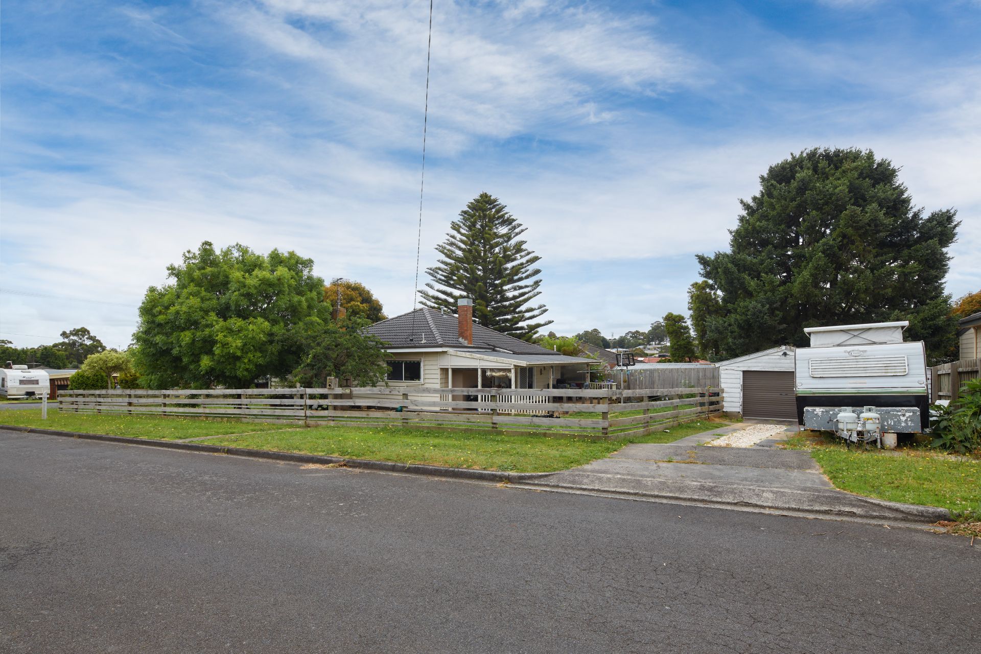 6 McClure Street, Drouin OBrien Real Estate