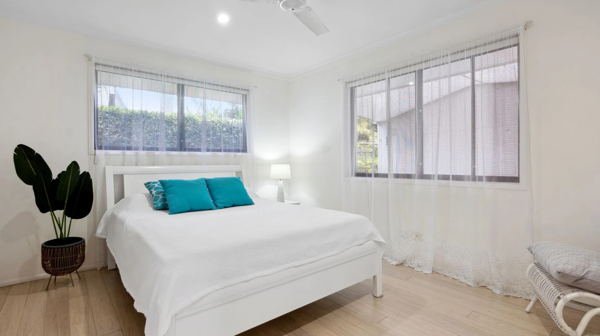 88 Sovereign Drive, Mermaid Waters Amir Prestige Group