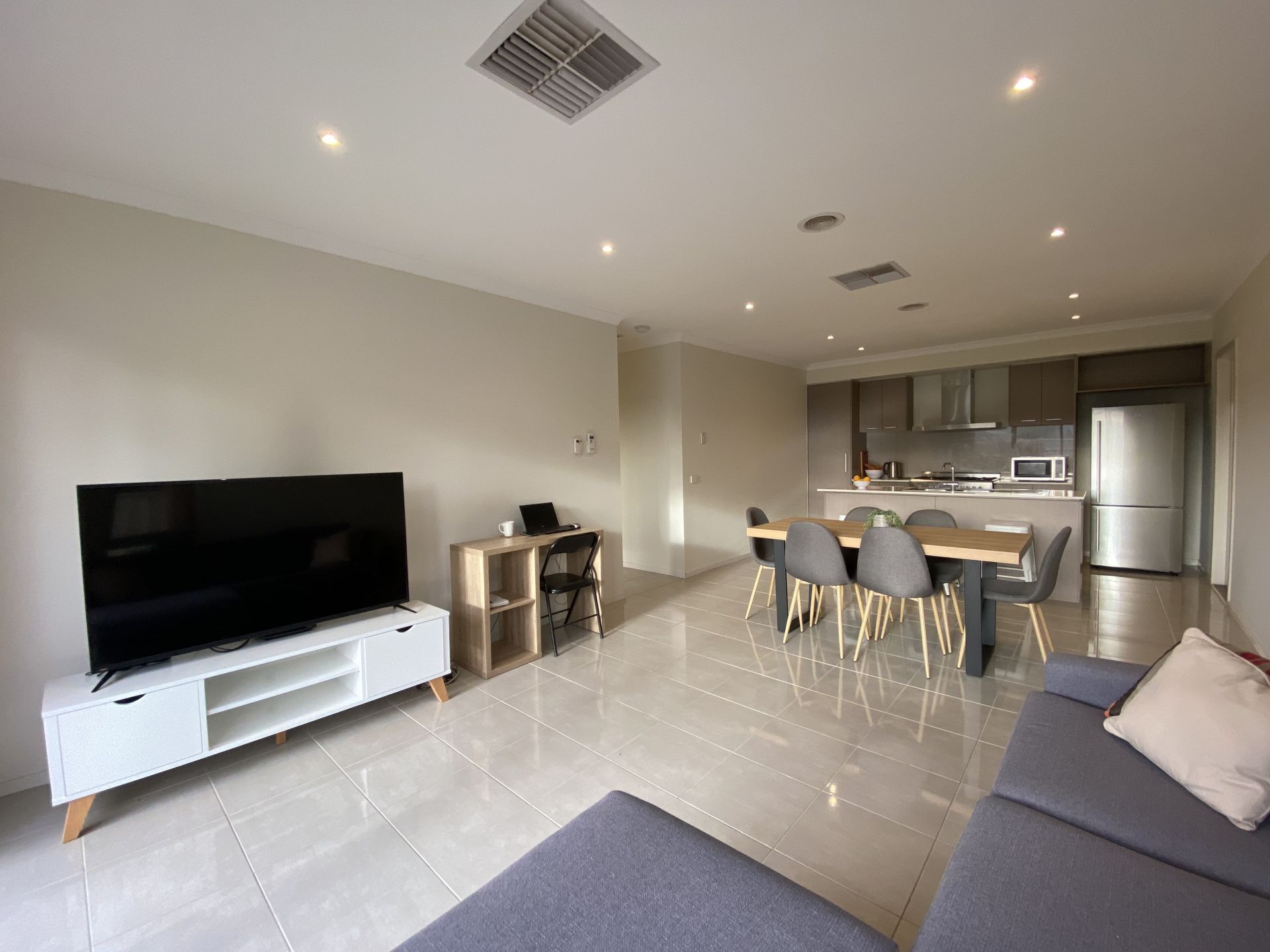 Real Estate For Lease 19 Methven Avenue South Morang , VIC