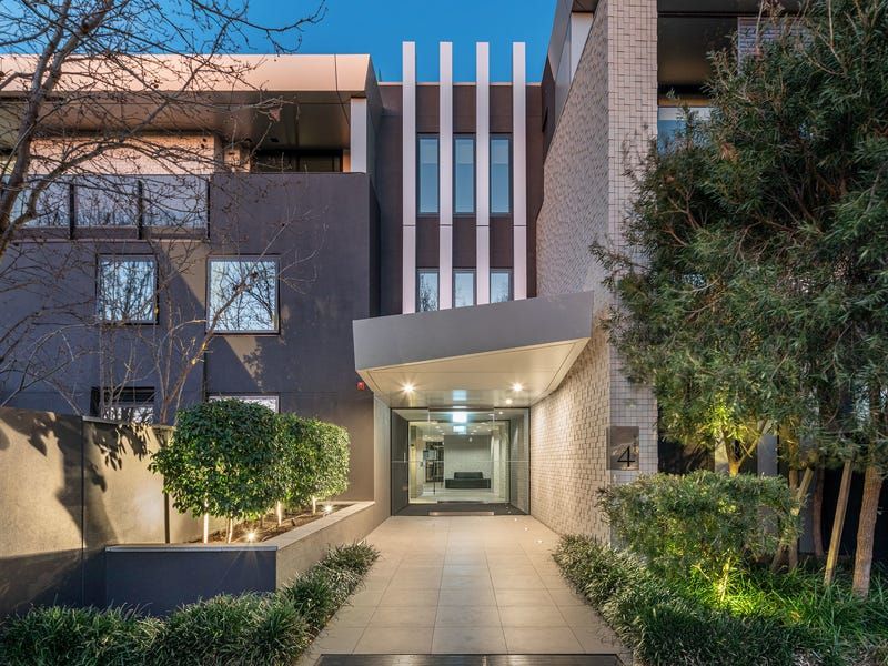 Kay & Burton G6/4 Cromwell Road, South Yarra