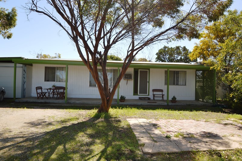 Sold property Undisclosed for 11 Jarmyn Street b Beach , SA 5501