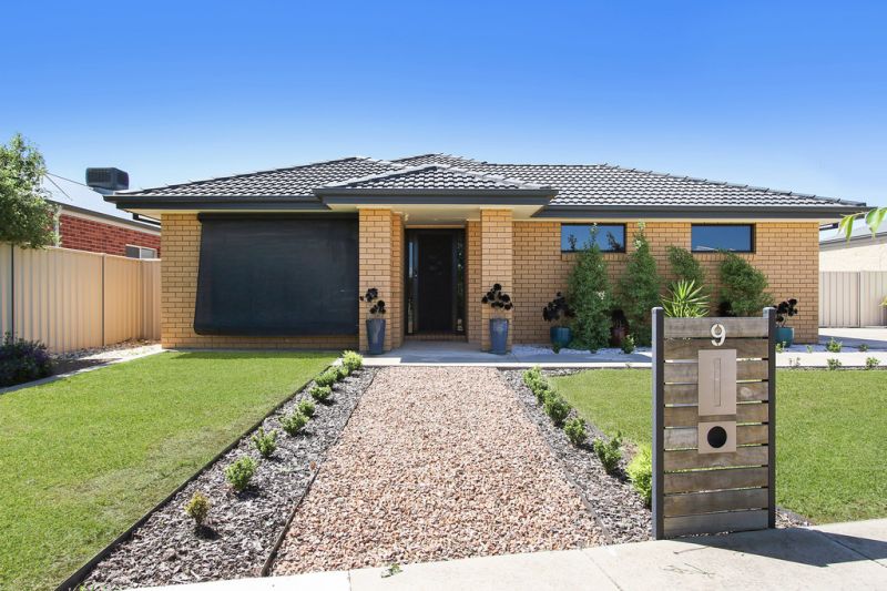 9 Olivers Road, BENALLA Living Here Benalla