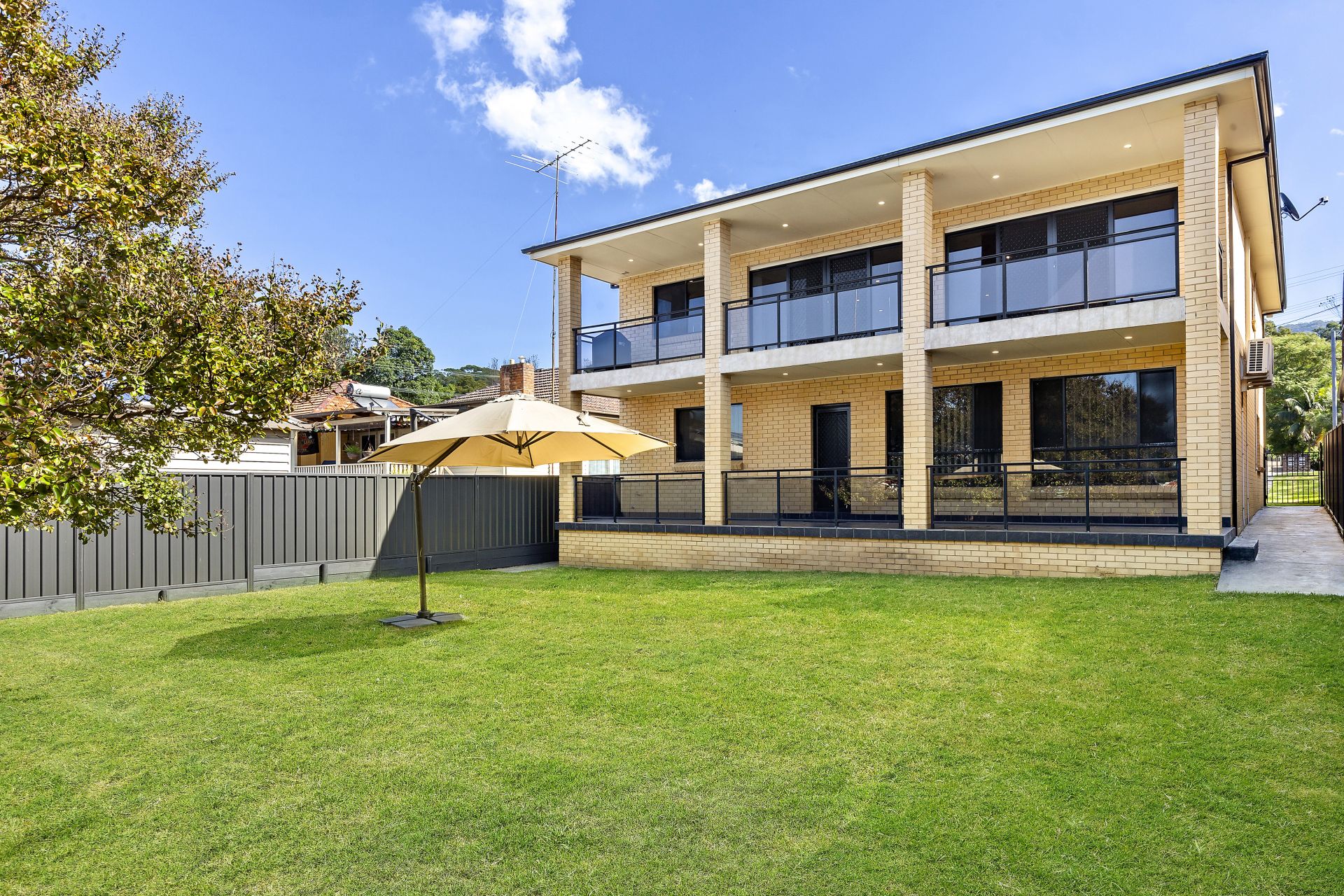 Real Estate For Sale 43 Ryan Street Balgownie , NSW