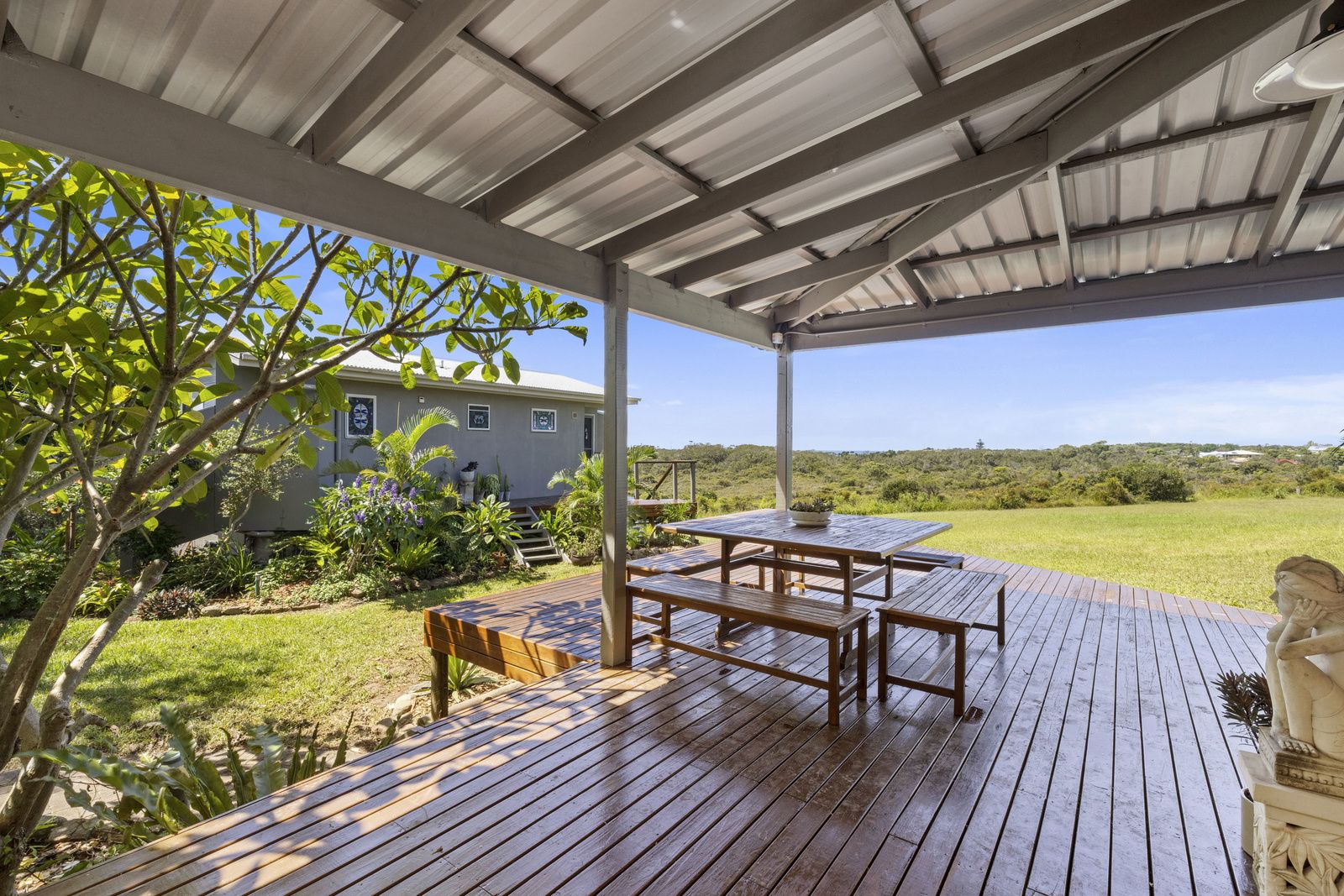 Real Estate For Sale 30 Ocean View Road Arrawarra Headland , NSW