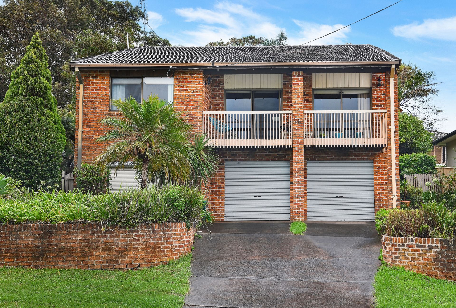 15 Anembo Crescent, Kiama Heights First National Coast & Country Real