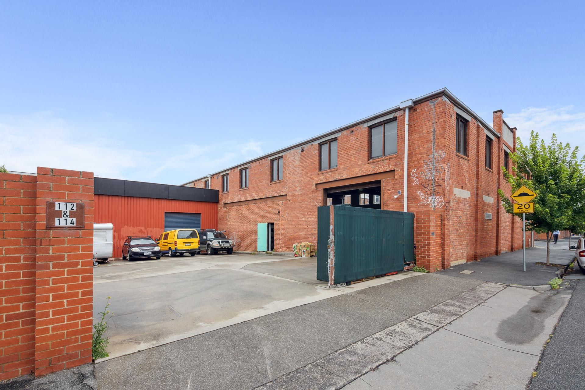 112 Roseneath Street, CLIFTON HILL Teska Carson