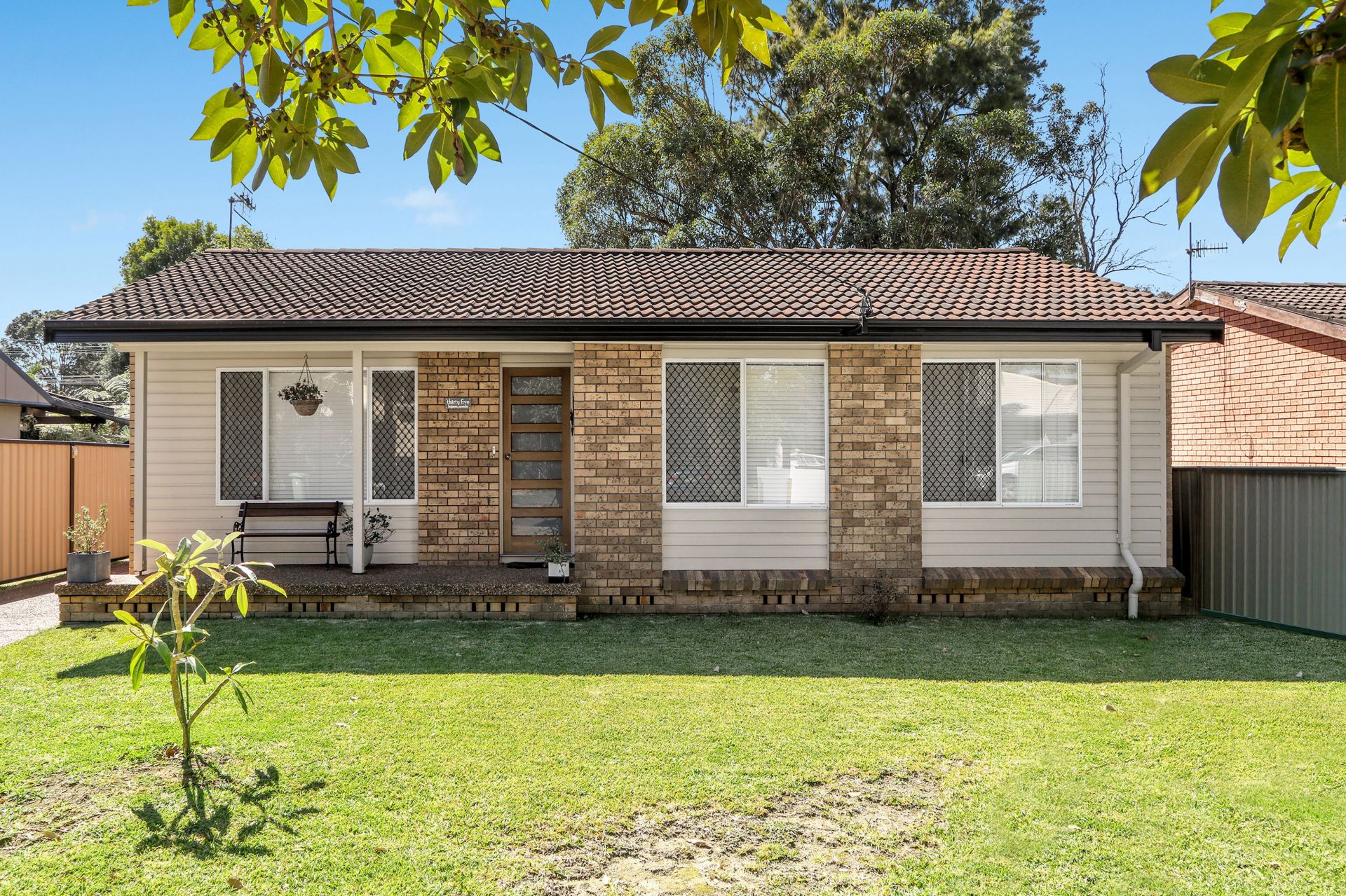 Real Estate For Sale 35 Laguna Parade Berkeley Vale , NSW