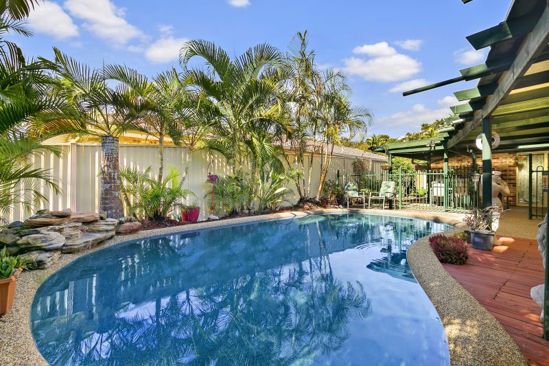 Real Estate For Sale 7 Zinnea Street Elanora , QLD