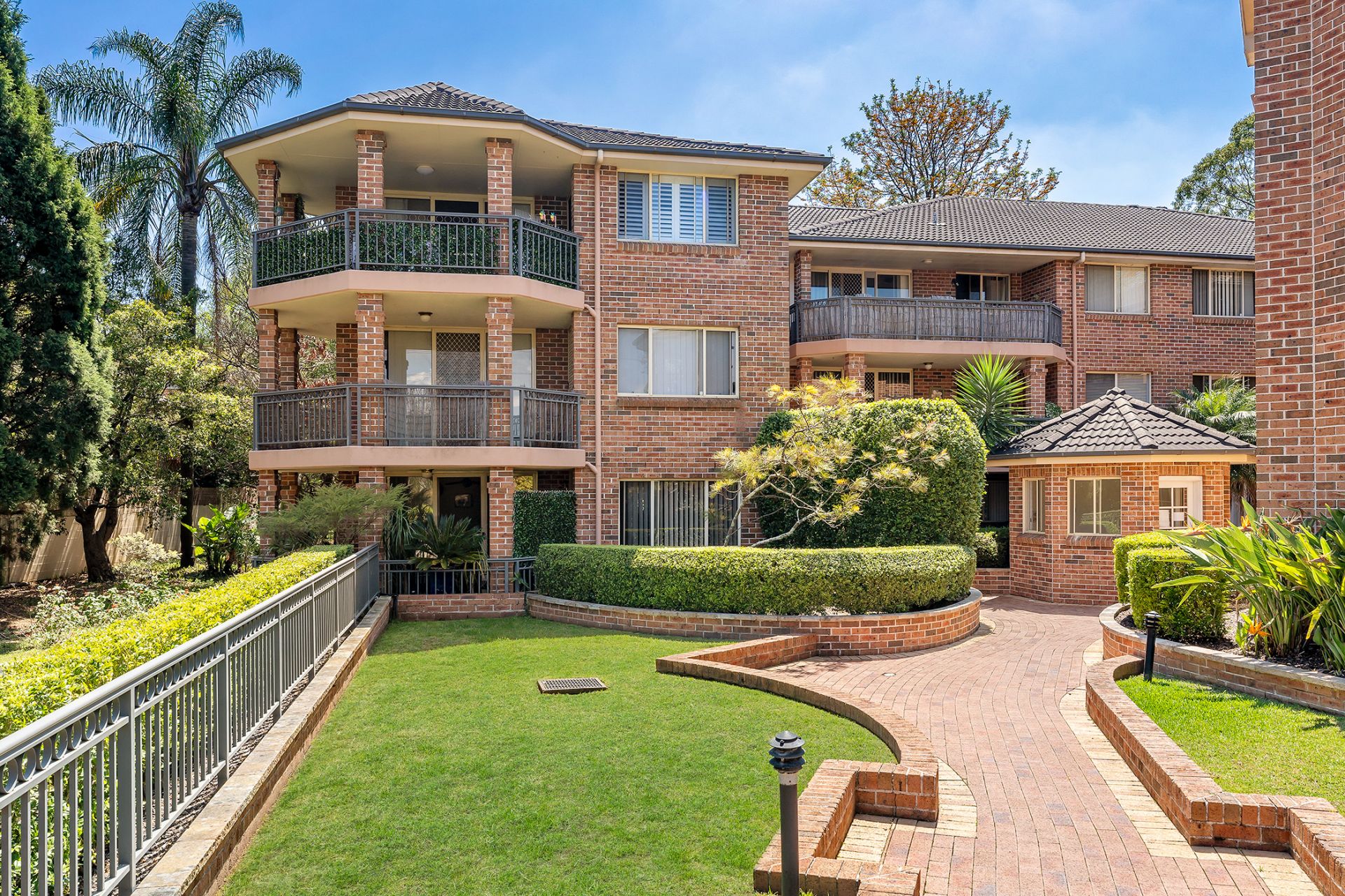 Real Estate For Sale 7/2327 Engadine Avenue Engadine , NSW