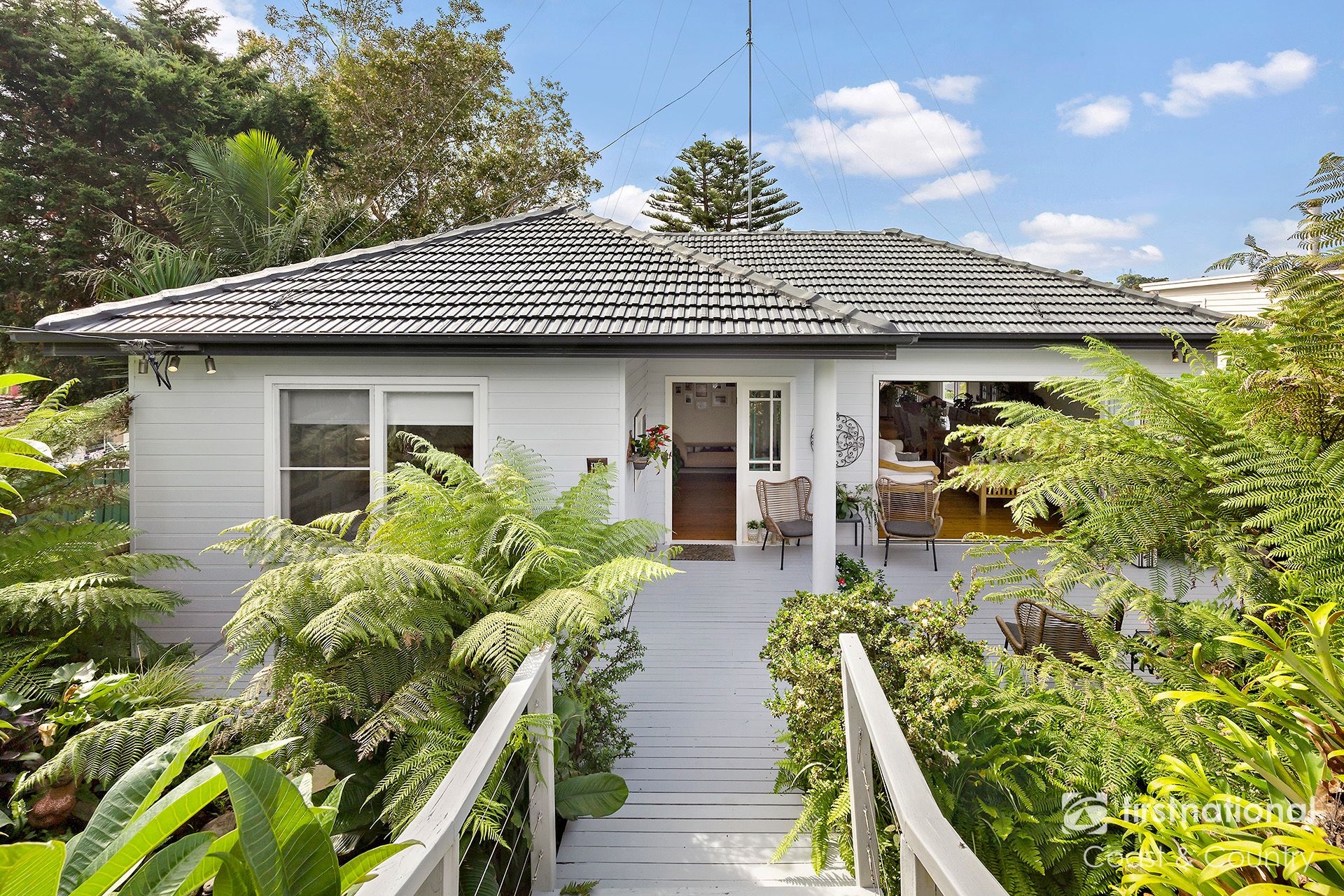 16 Holden Avenue, Kiama First National Coast & Country Real Estate