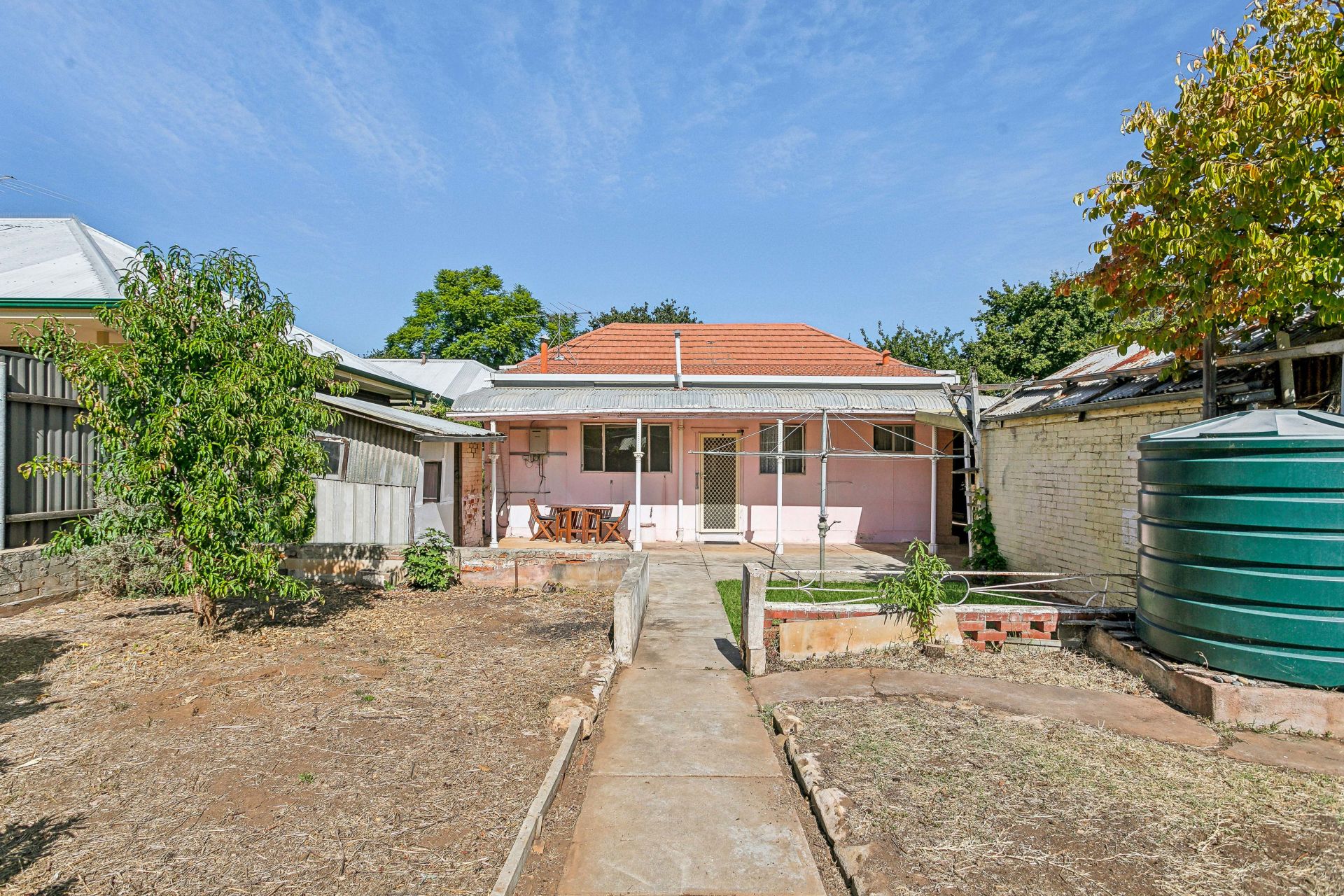 12 Loch Street, Stepney Williams Real Estate