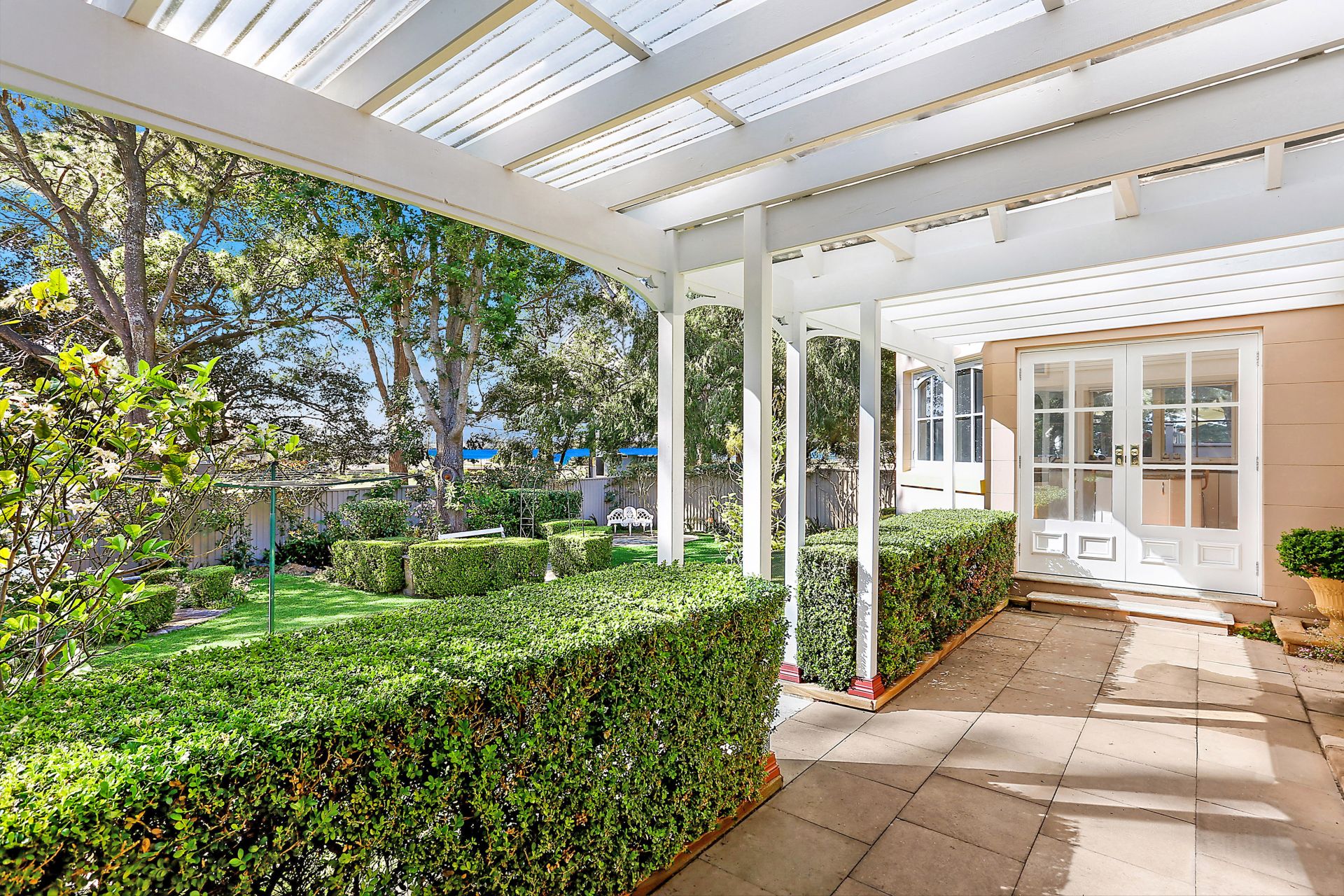 7 Napoleon Street, Sans Souci Gardner Property Agents