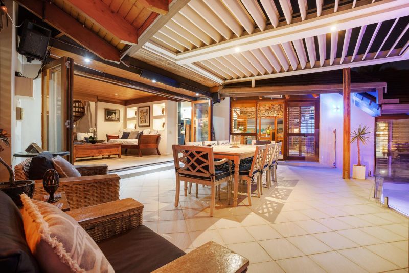 Real Estate For Sale 23 Neptune Court Paradise Waters , QLD