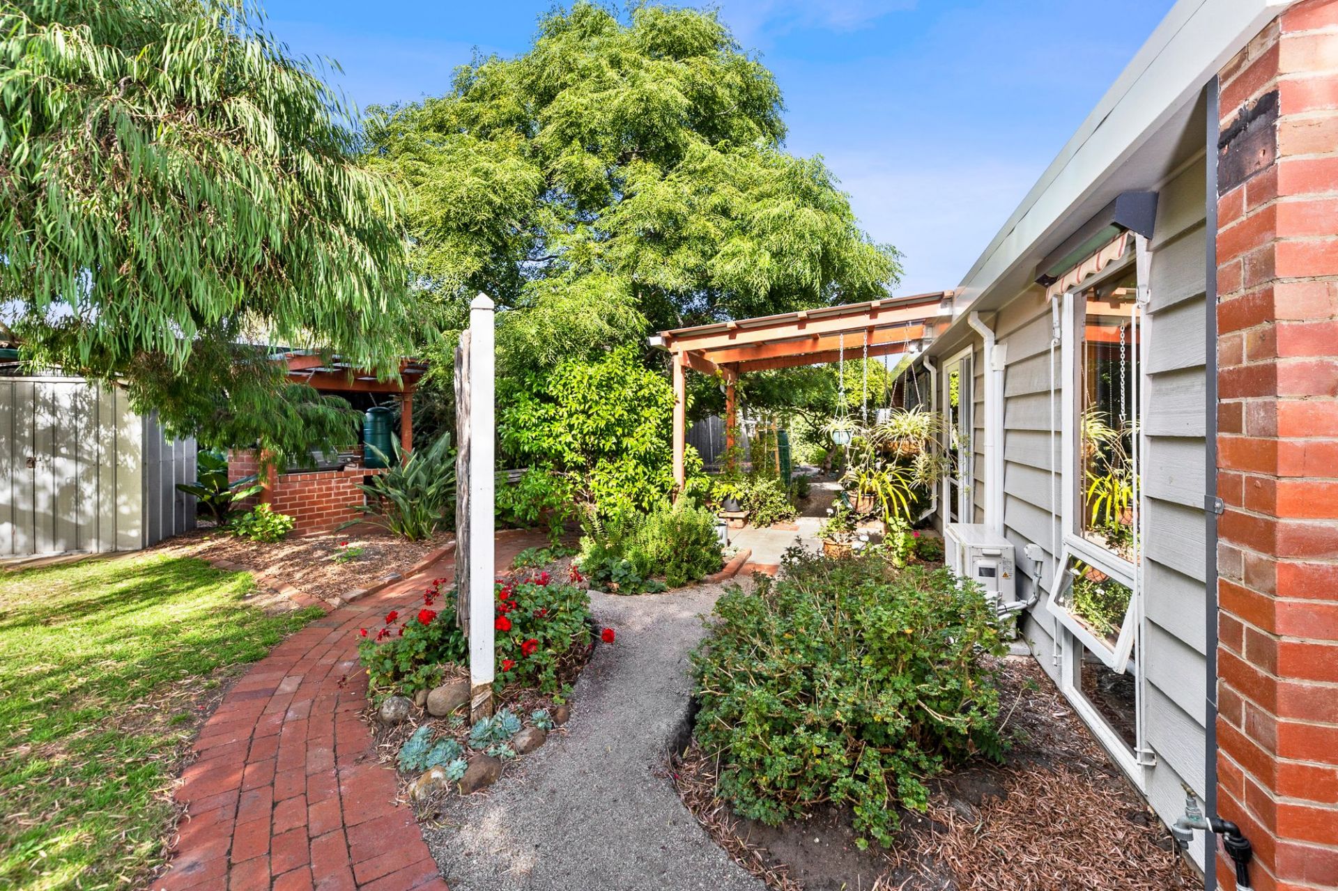 Real Estate For Sale 128 Wallington Road Ocean Grove , VIC