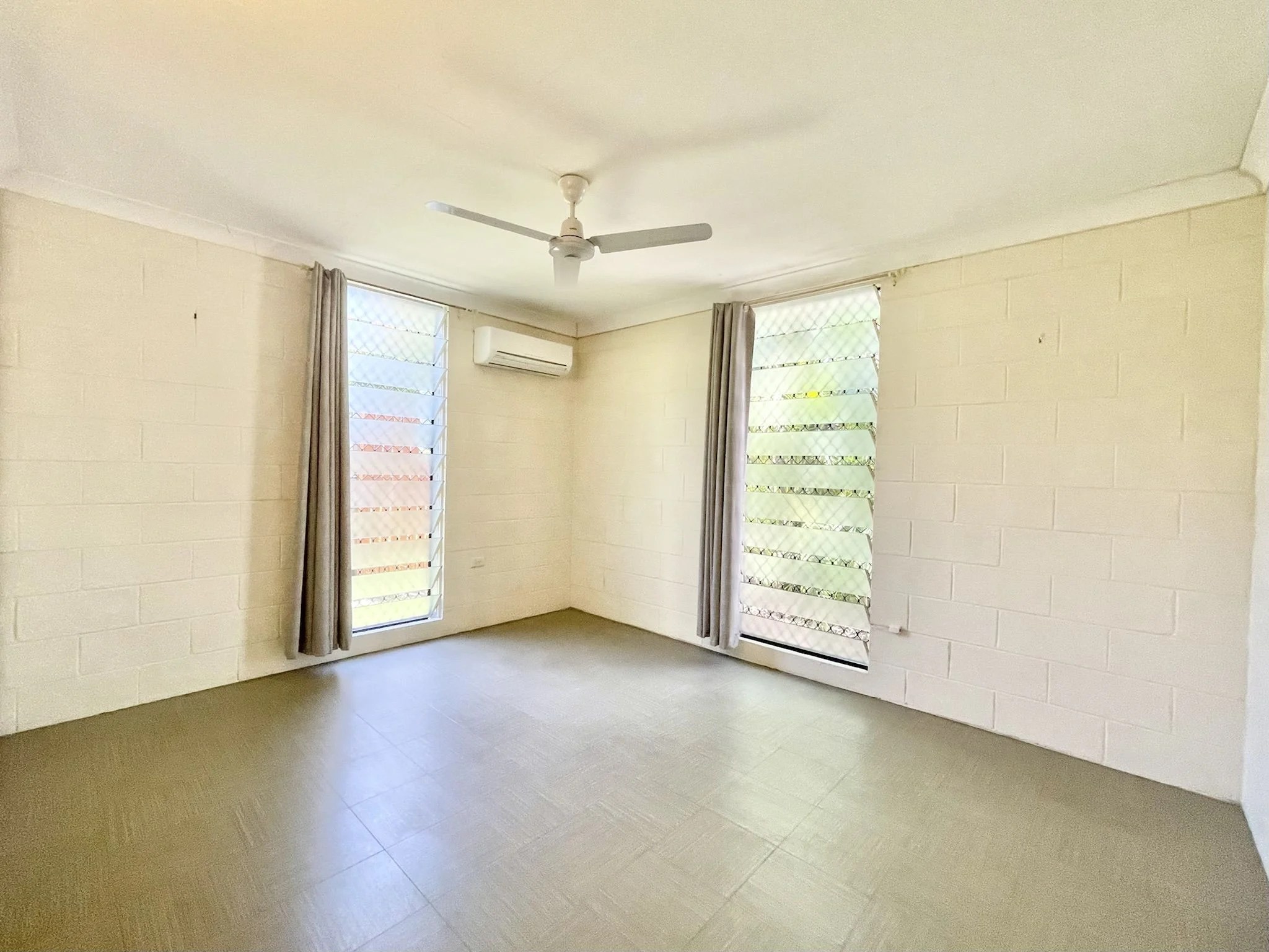 Real Estate For Sale 6 Maskell Street Pallarenda , QLD