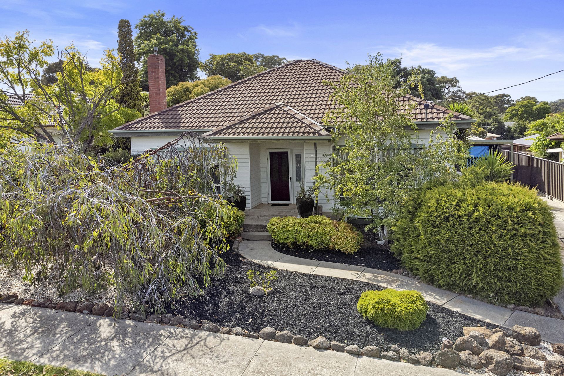 223 Neale Street, Flora Hill Bendigo Ballarat Real Estate Pty Ltd