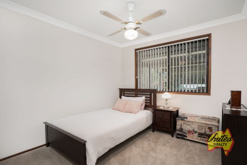 2 Marsh Place, The Oaks United Realty