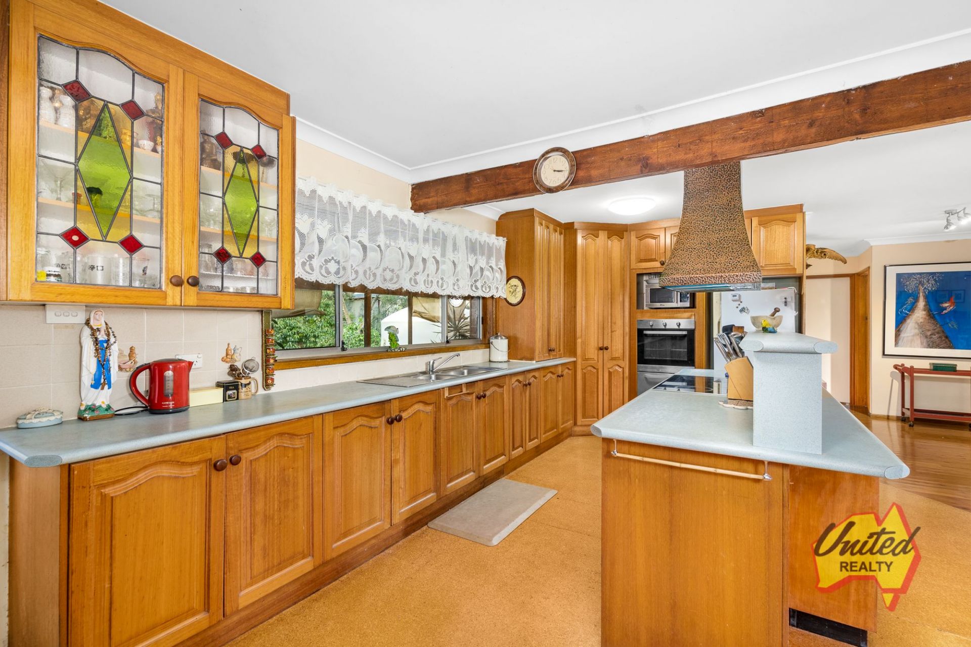 8 North Avenue, Rossmore United Realty