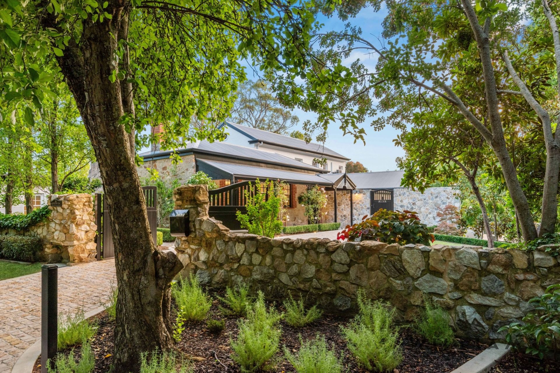 24 Rostrevor Road, Crafers West Williams Real Estate