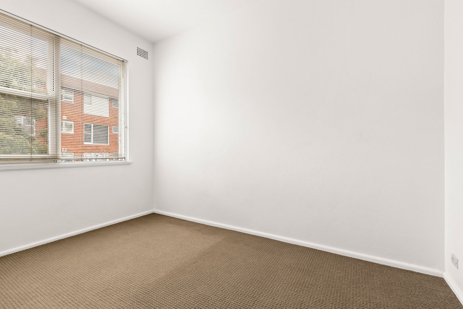 Real Estate For Sale 14/5355 Banks Street Monterey , NSW