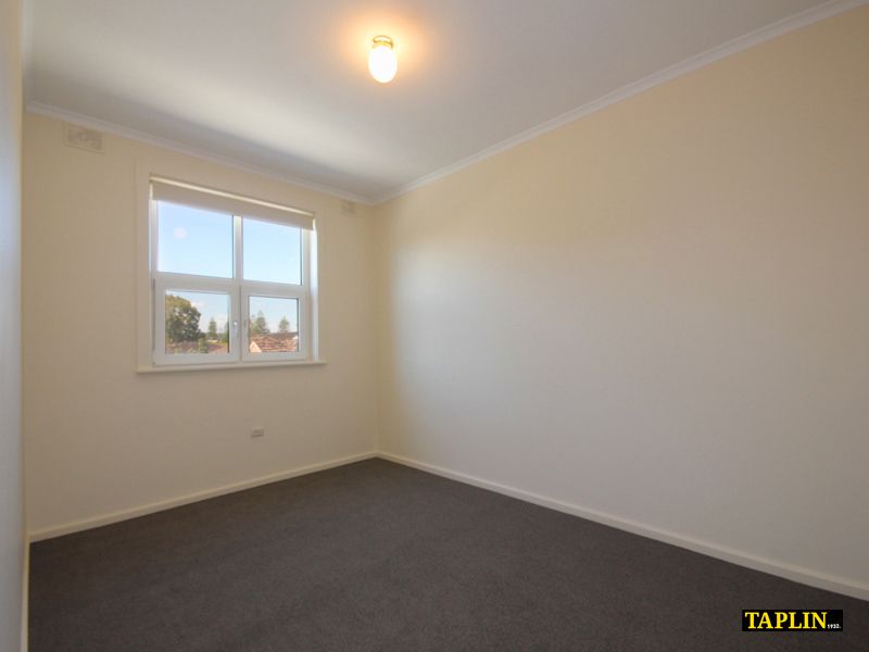 10/18 Robert Street, Glenelg South Taplin Real Estate