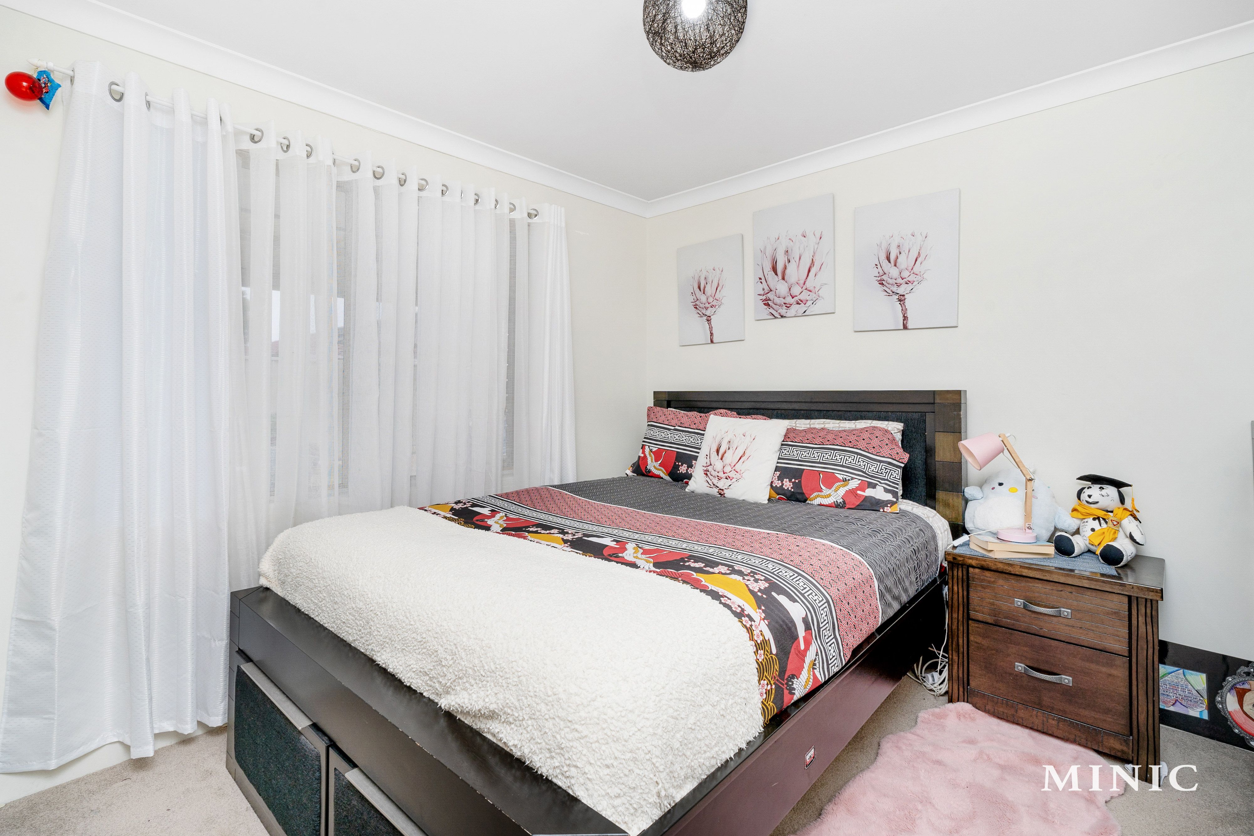 Real Estate For Sale 30 Forest Lakes Drive Thornlie , WA