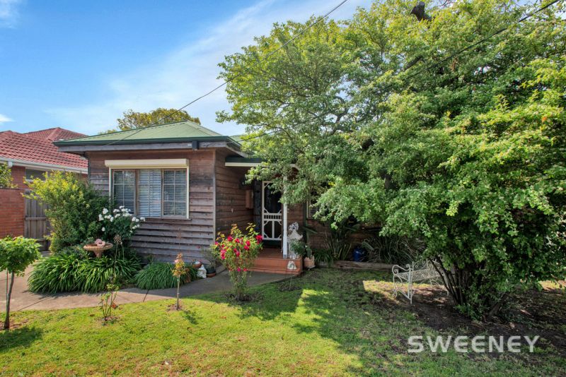 23 Bracken Grove, ALTONA Sweeney Estate Agents