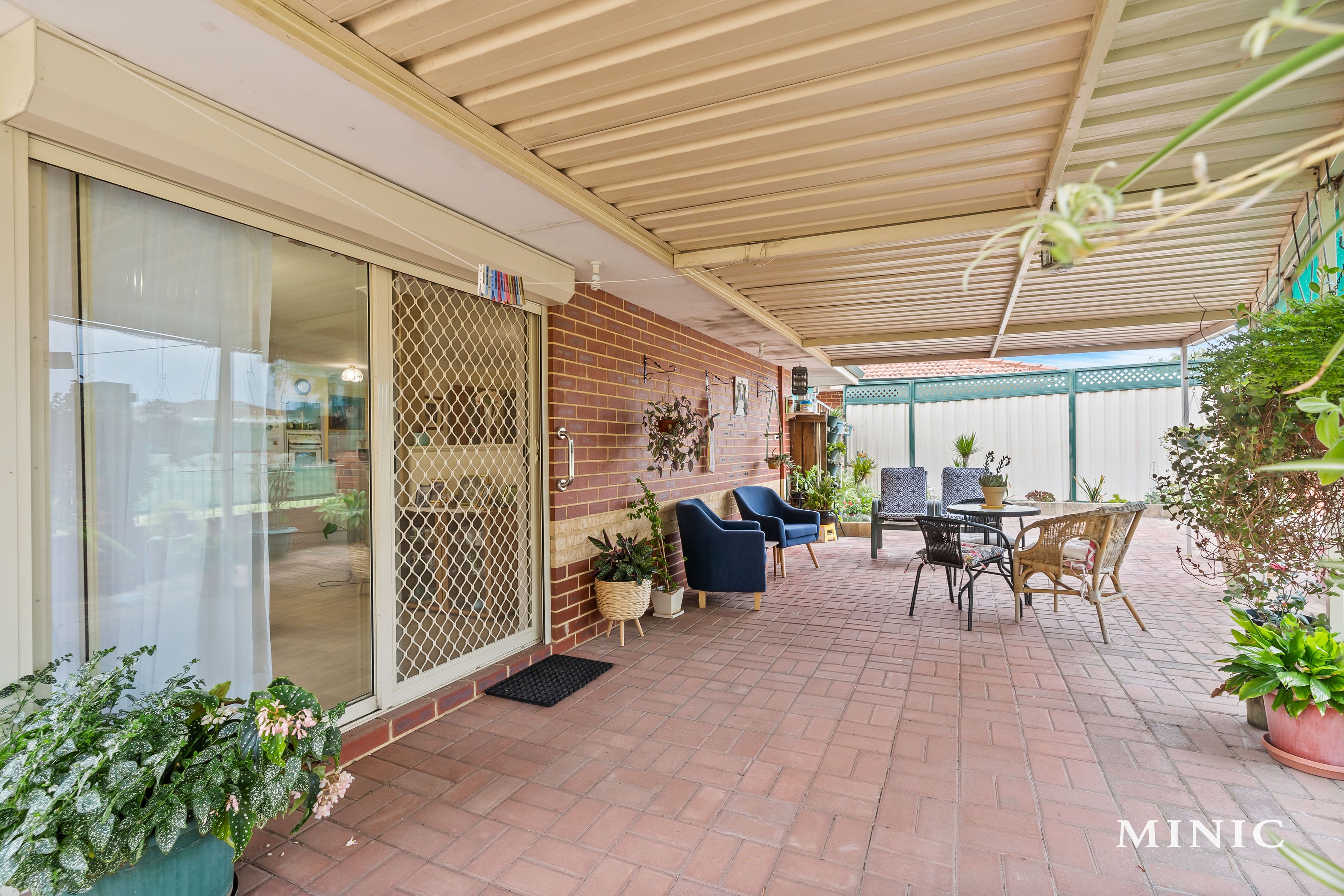 Real Estate For Sale 4/12 Heron Place Maddington , WA