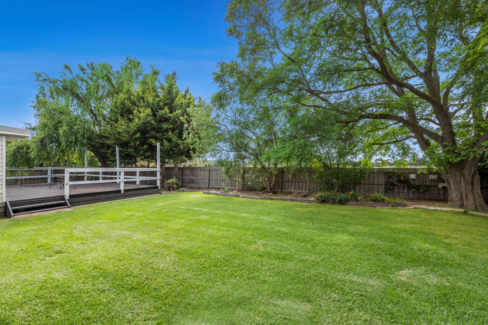 442460 Portarlington Road, Moolap Maxwell Collins Real Estate