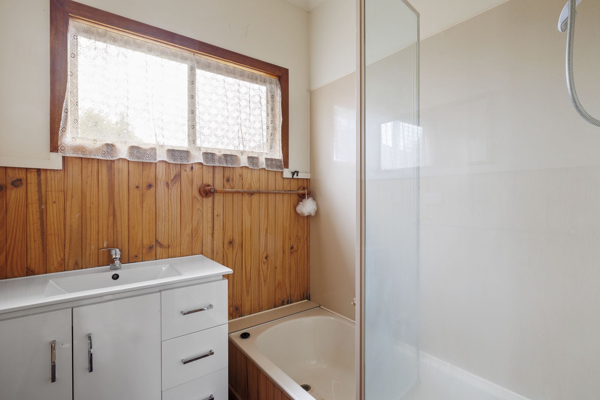 34 Ellis Street, Flora Hill Bendigo Ballarat Real Estate Pty Ltd