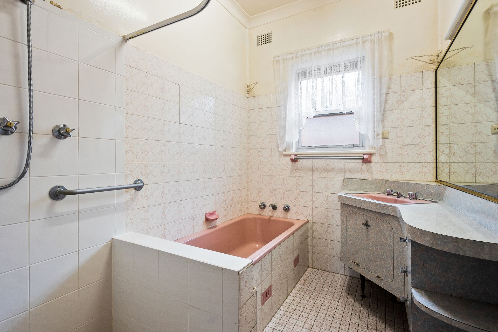 Real Estate For Sale 42 Aldridge Avenue East Corrimal , NSW