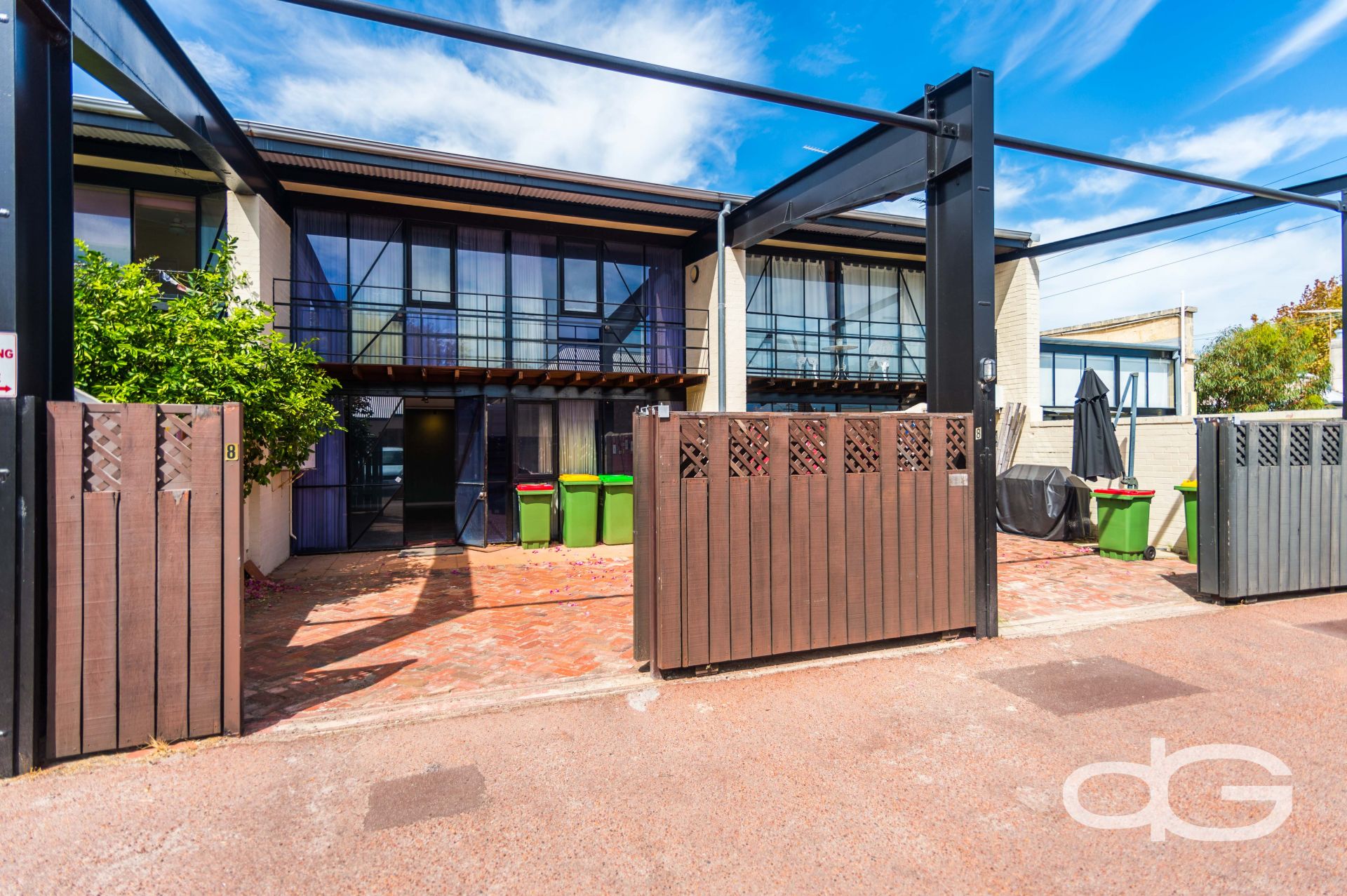 8/342 South Terrace South Fremantle , WA 6162 Townhouse For Lease