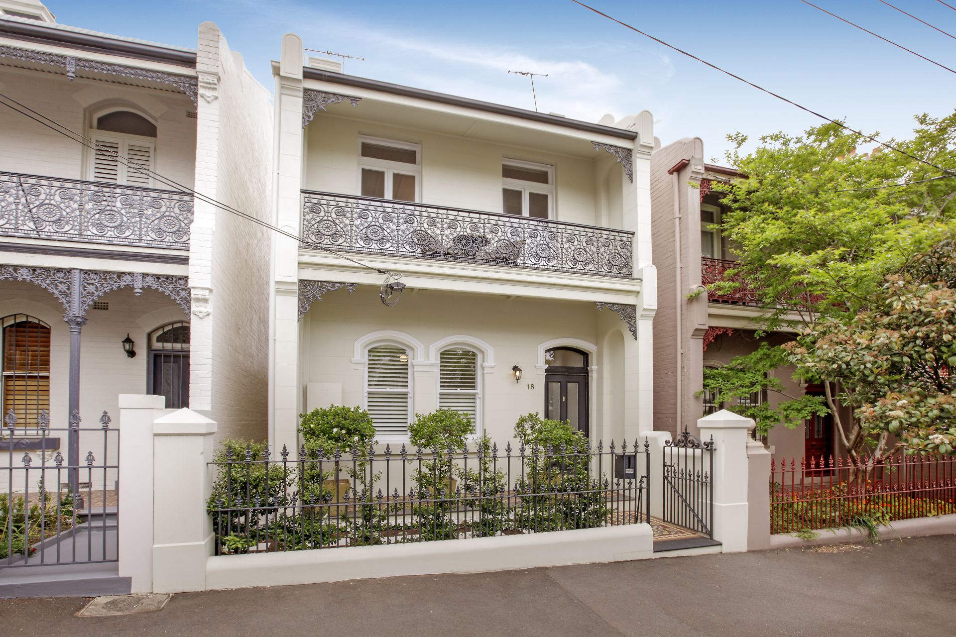 Sold property Sold Price for 18 Montague Street Balmain NSW 2041