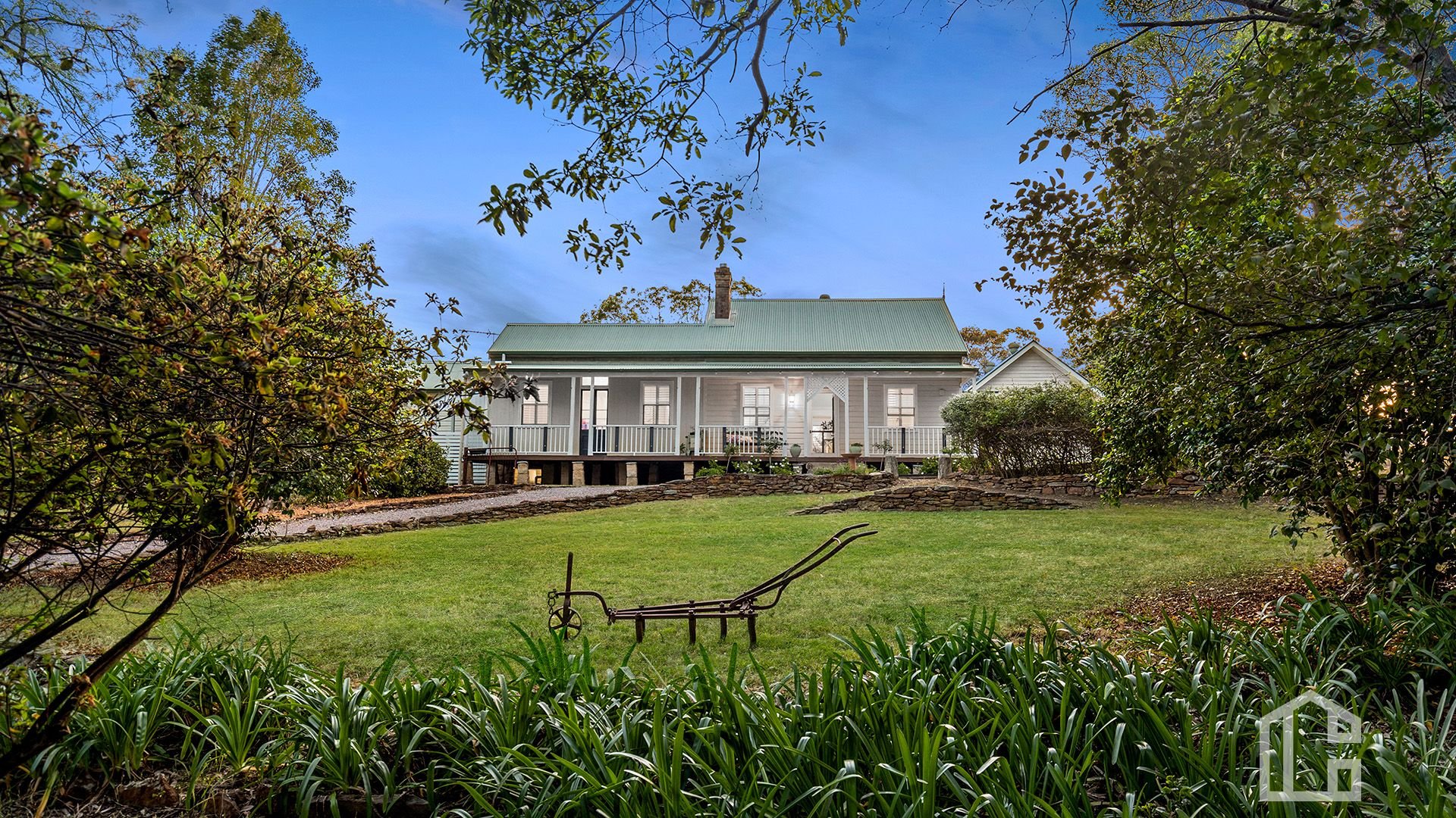 105 Paterson Road, Springwood Chapman Real Estate