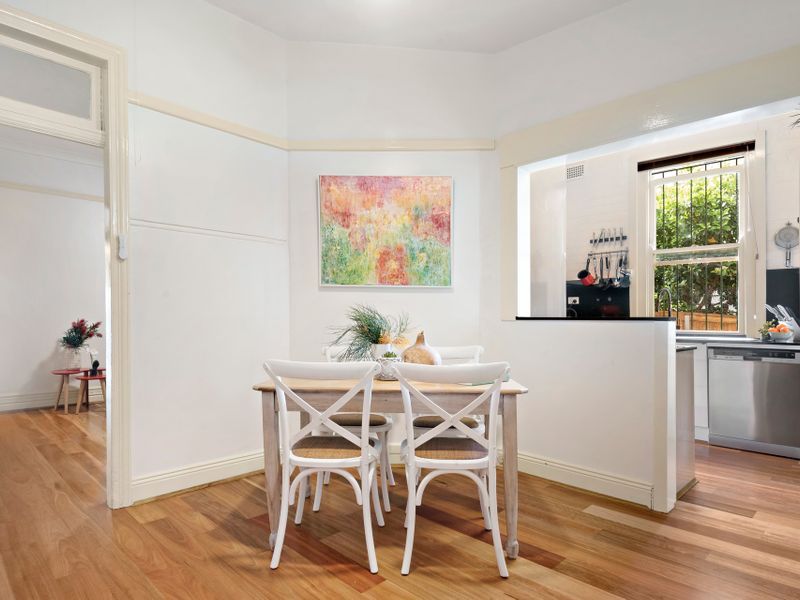 Real Estate For Sale 35 Montague Road Cremorne , NSW