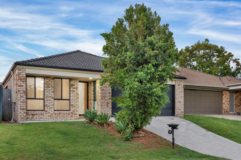 35 Collins Street, Collingwood Park TEAM Estate Agents