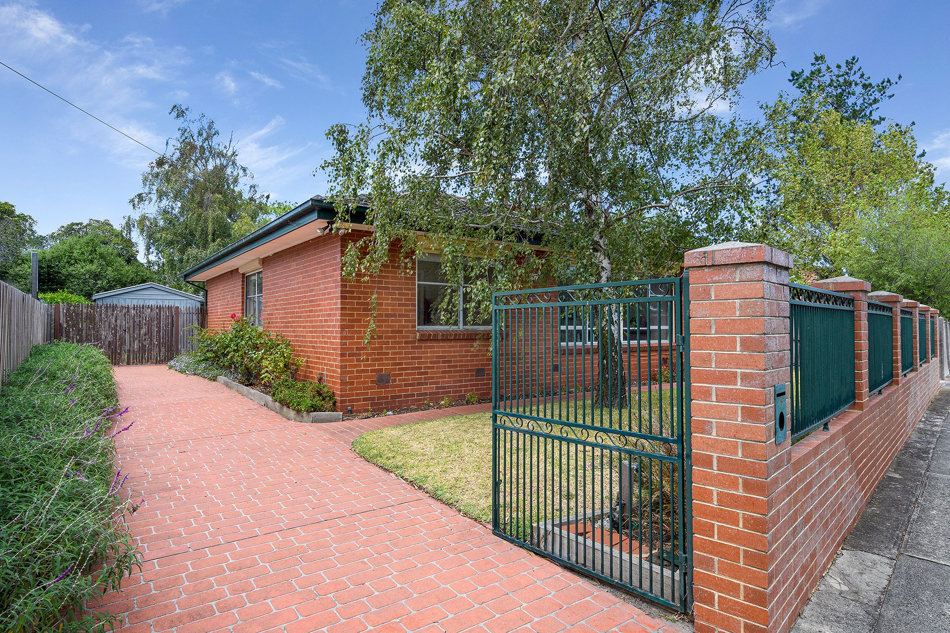 417 FrankstonDandenong Road, Frankston North OBrien Real Estate