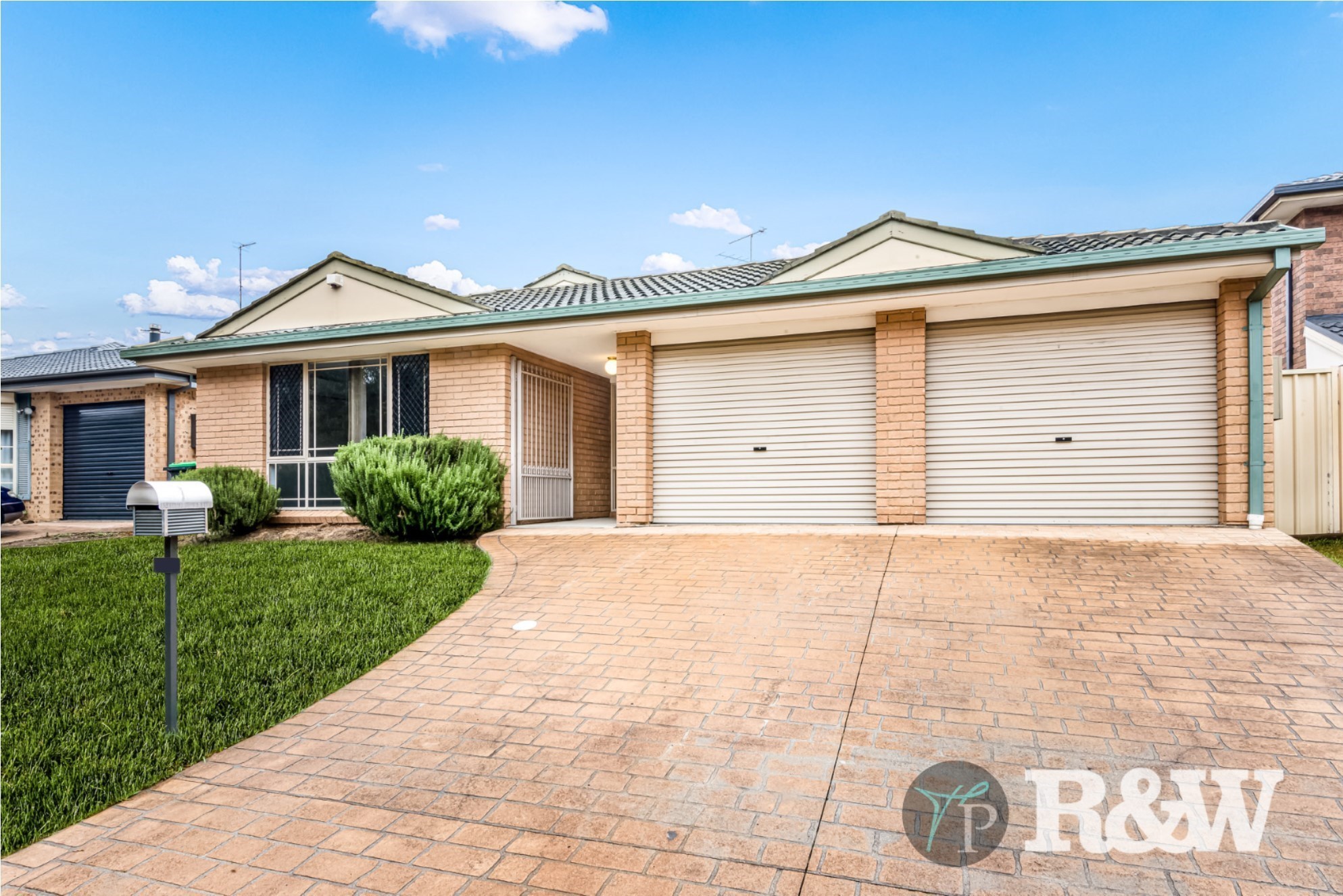 Real Estate For Sale Glenmore Park , NSW