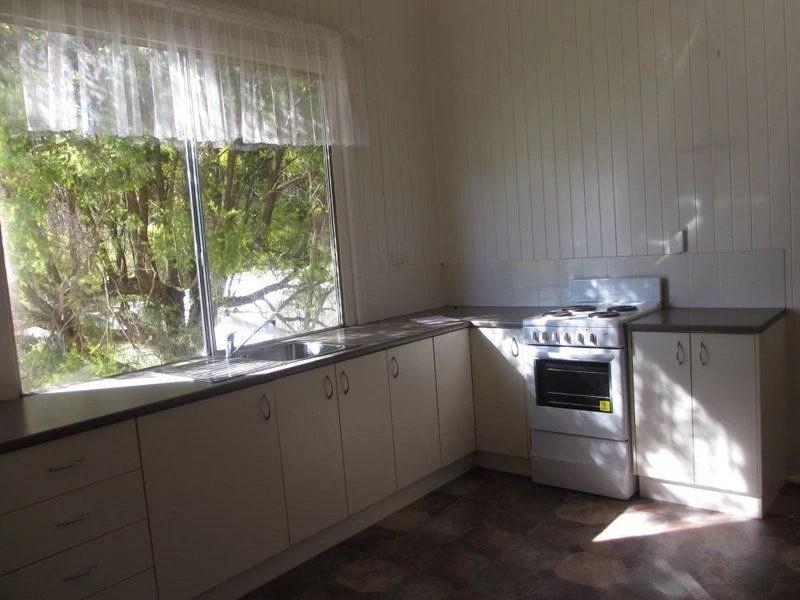 Real Estate For Lease 12 Hall Street Harrisville , QLD