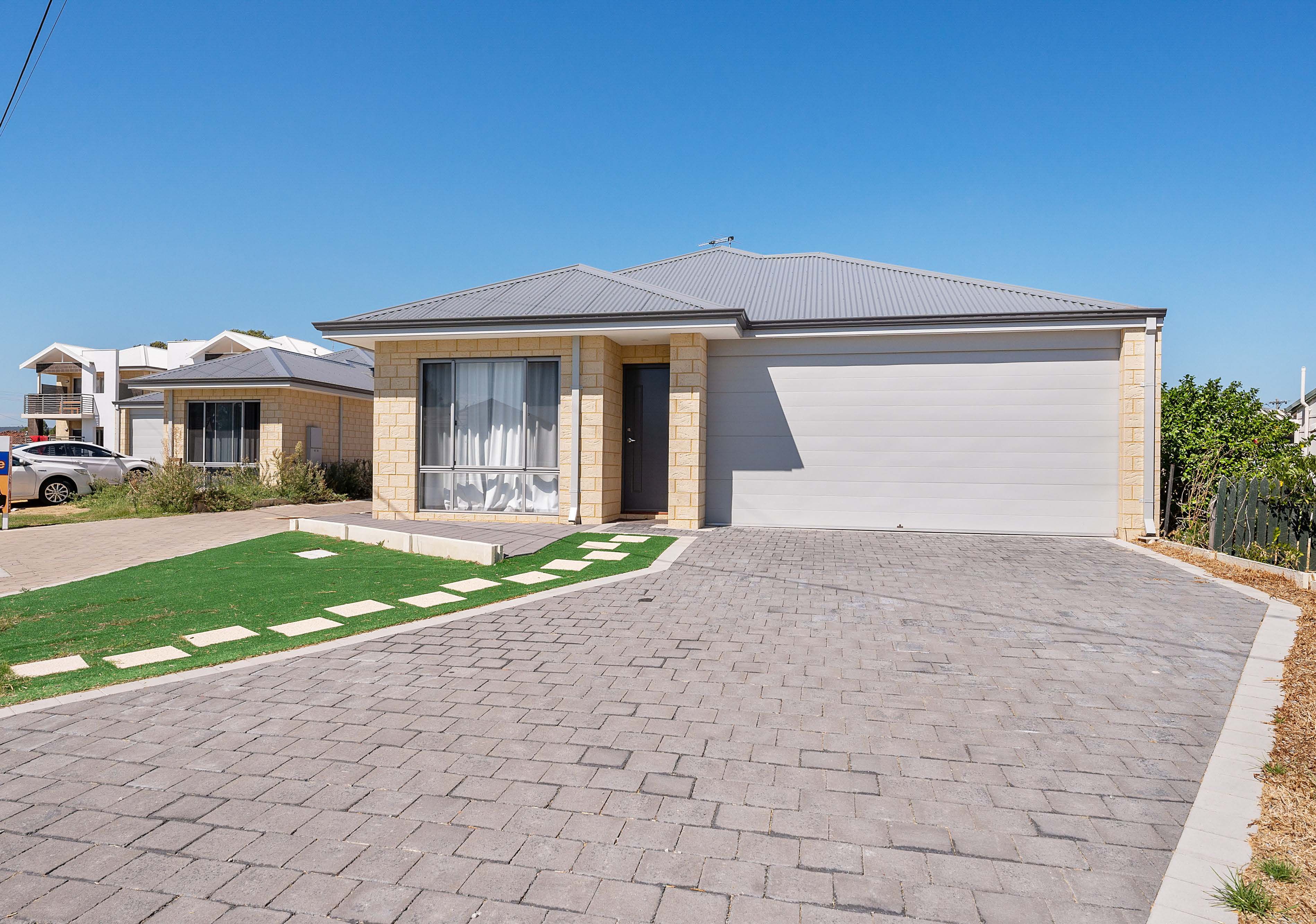 Real Estate For Sale 125A Bickley Road Beckenham , WA