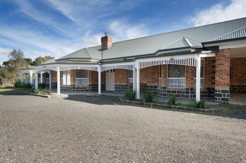 327 Long Forest Road, LONG FOREST Sweeney Estate Agents