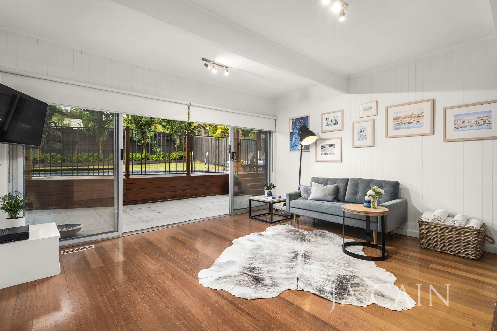 17 Van Ness Avenue, Glen Iris J A CAIN Real Estate