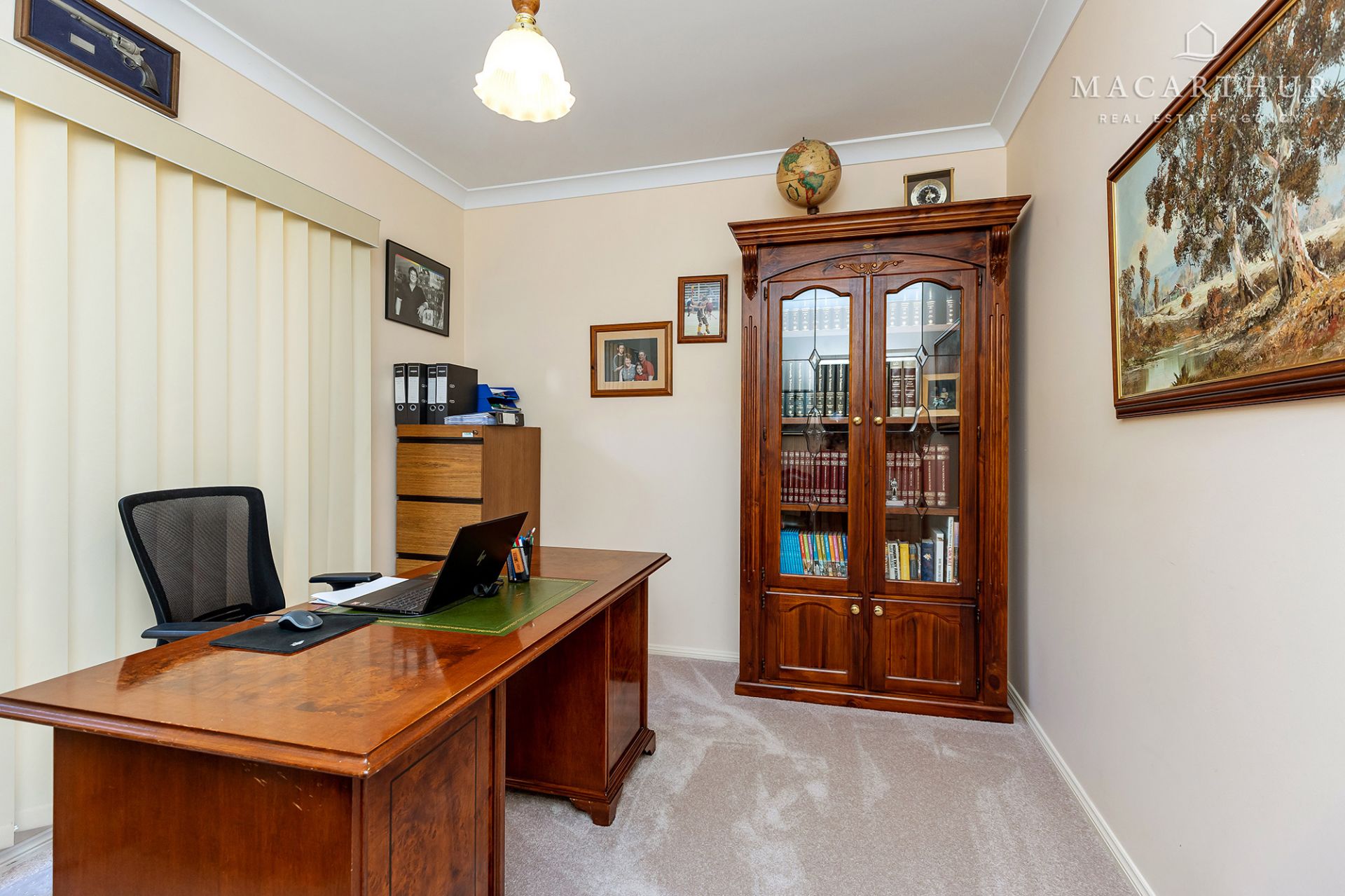 21 Kansas Drive, Tolland Macarthur Real Estate Agency